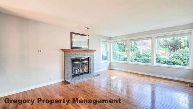 Building Photo - First Time Rental! Newly Remodeled 3bed 2bath Super clean home in top condition. Just under 1 acr...