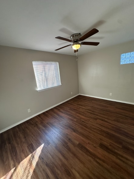 Building Photo - 6205 Oram St