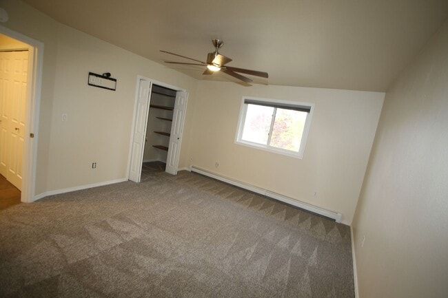 Building Photo - 5941 Keyann Cir