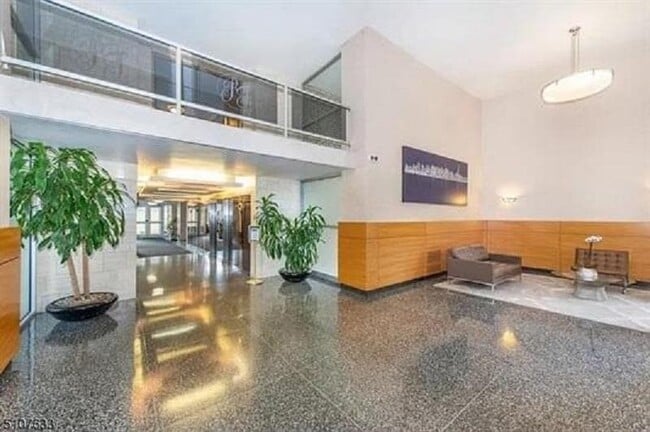 Building Photo - 6040 JFK Blvd E