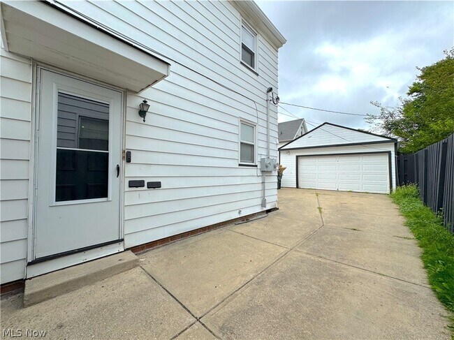 Building Photo - 9309 Garfield Blvd