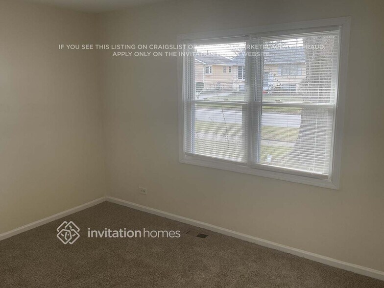 Building Photo - 16817 91st Ave