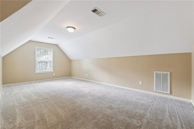 Building Photo - 40 Laurel Way