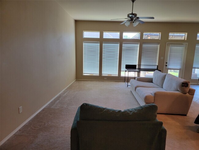 Building Photo - 5534 Stoneridge Ct