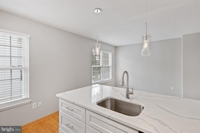 Building Photo - 2384 Branleigh Park Ct