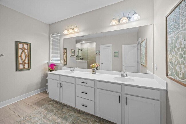 Building Photo - Stunning 3 Bedroom Home in Nexton~