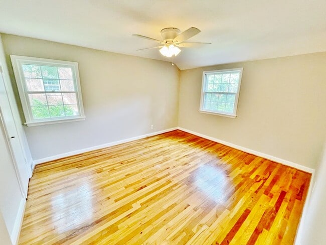 Building Photo - 3 Bedroom in Woodmoor available ASAP!!