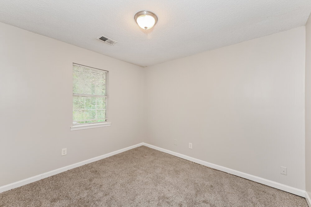 Building Photo - 5348 Kirk Dr