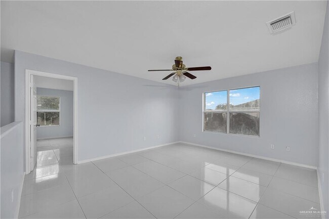 Building Photo - 2208 Eagle Landing Dr