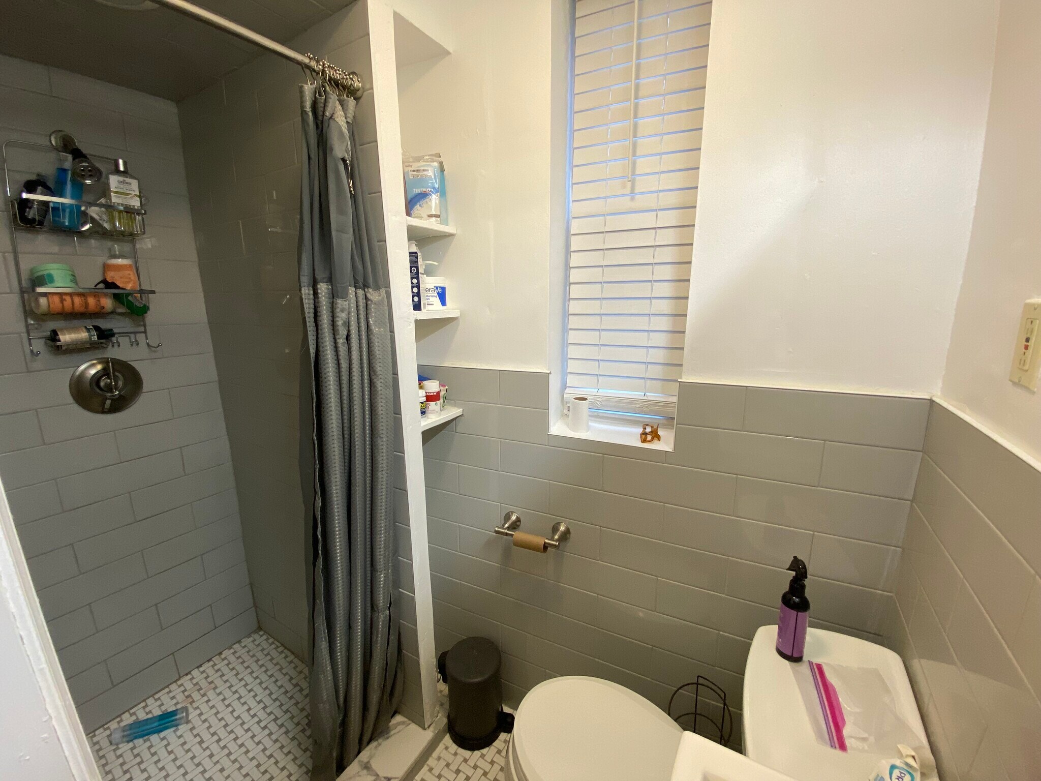 Building Photo - 20 Hanover Ave