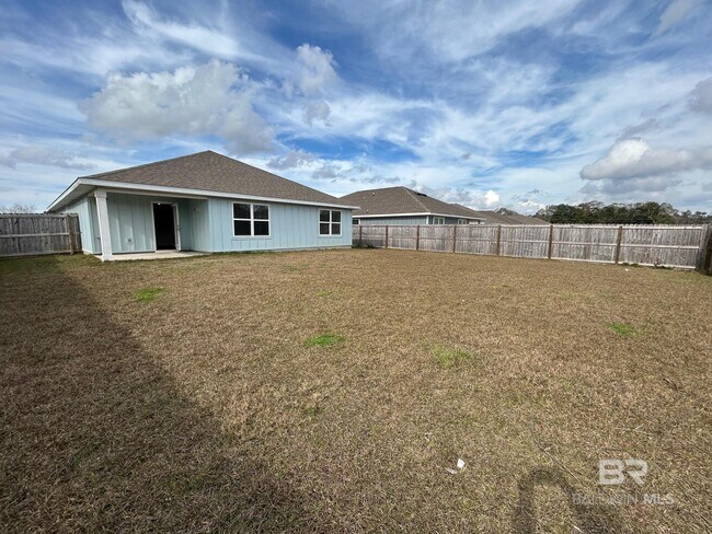 Building Photo - 20866 Petal Dr