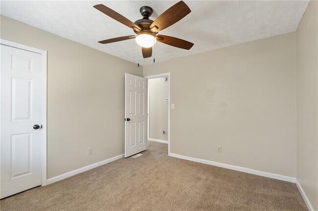 Building Photo - 4709 Trickum Rd