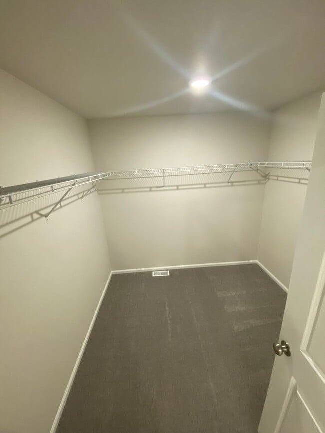 Building Photo - 100 NE Belfair Sta