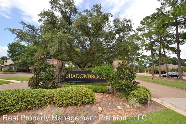 Building Photo - 3 br, 2.5 bath House - 2448 Shadowbrook Dr