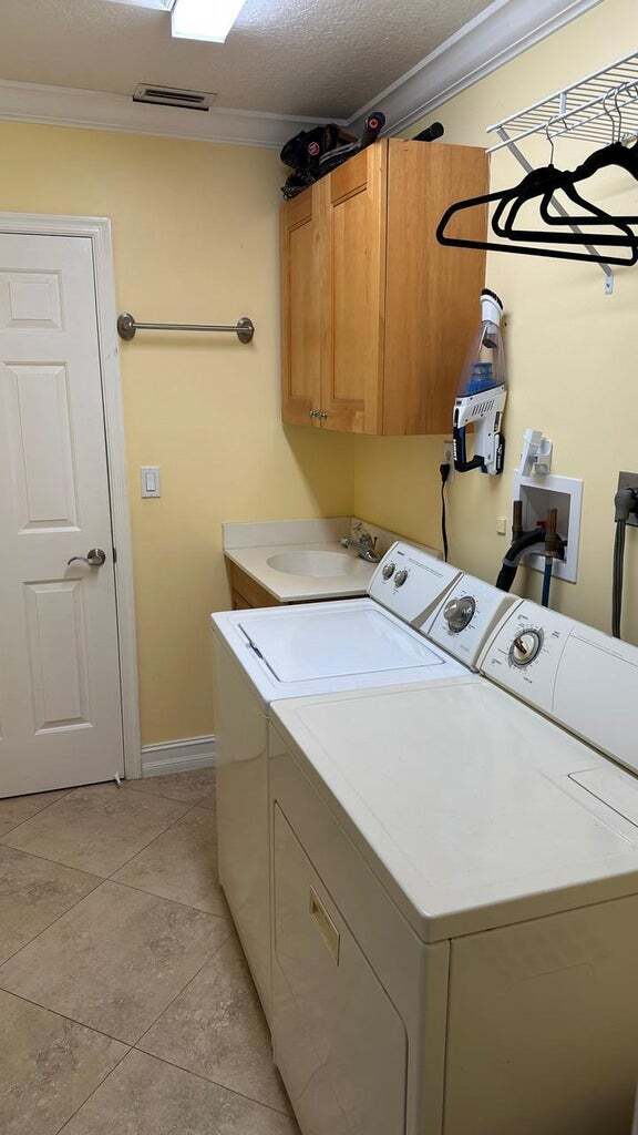Building Photo - 6594 Casabella Ln