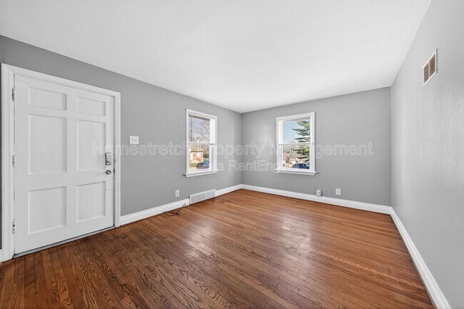 Building Photo - 1260 St Marie St