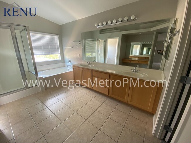 Building Photo - Rhodes Ranch 3 Bedroom Available Now