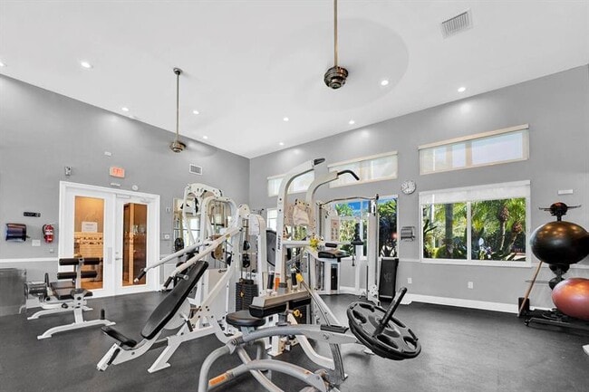 Building Photo - 1546 Yellowheart Way