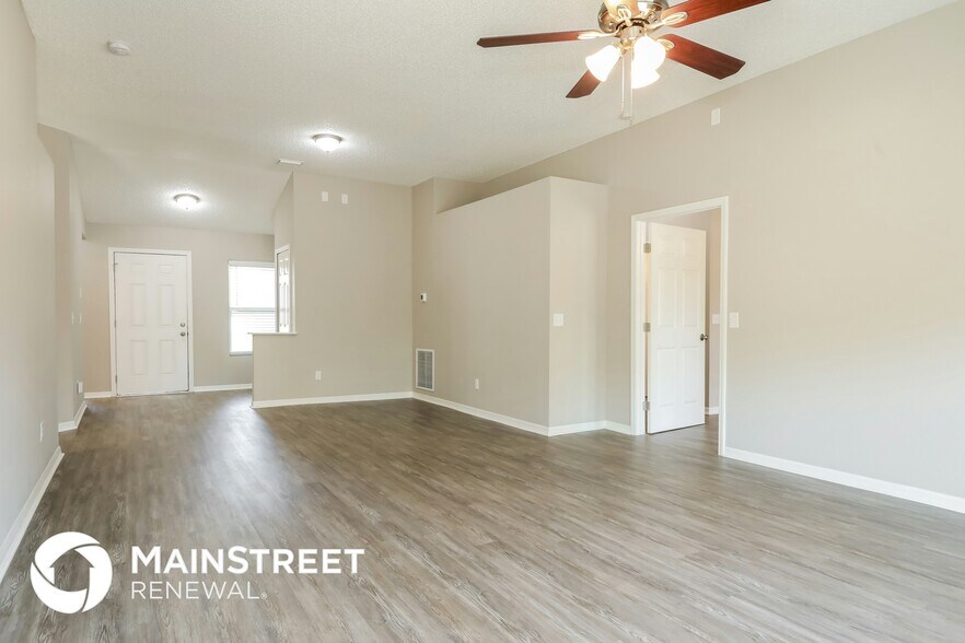 Building Photo - 7871 Moss Pointe Trail E