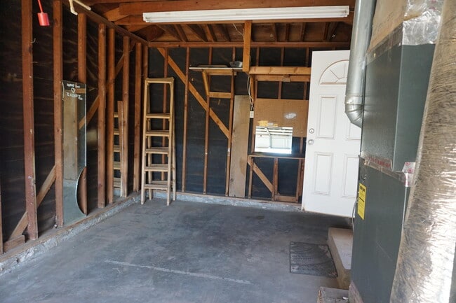 Building Photo - 3014 45th St