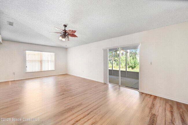 Building Photo - 1652 La Maderia Dr