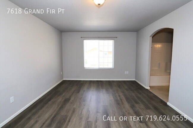 Building Photo - 7618 Grand Fir Point
