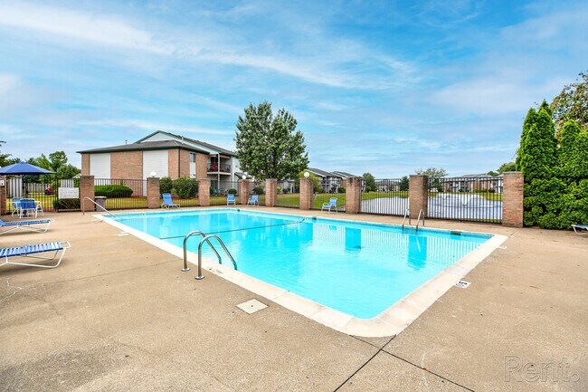 Building Photo - Lakeview 2-bedroom 2 bath.