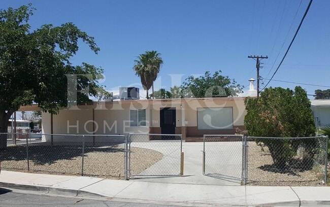 Primary Photo - 2317 Hassett Ave