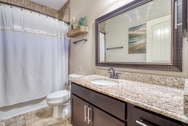 Building Photo - 13102 Cozy Cove Ave