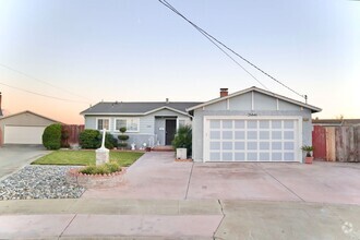 Building Photo - Charming 3-bedroom home located in Newark