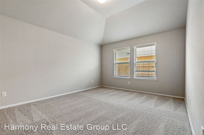 Building Photo - 187 Living Reef Dr