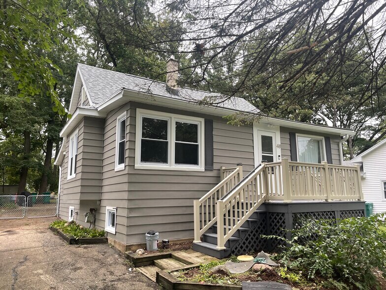 Building Photo - 48 S Glenview Ave