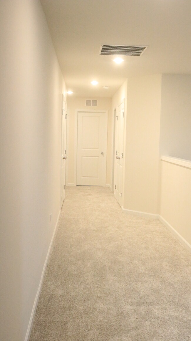 Building Photo - 2767 Lawlor Ln