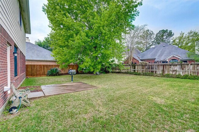 Building Photo - 2130 Autumn Fern Dr