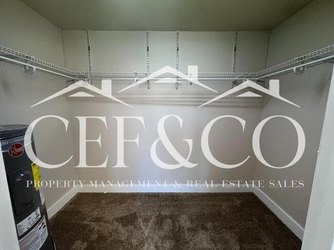 Building Photo - Adorably renovated 3 bedroom now available in Woodruff!