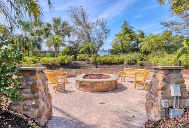 Building Photo - 8137 Gabanna Dr