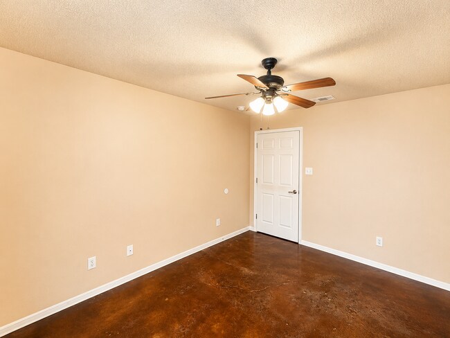 Building Photo - AVAILABLE MID AUGUST!! 3bd/2ba in Harker Heights!