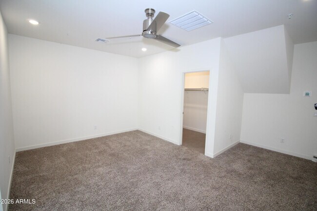 Building Photo - 2215 W Harmont Dr