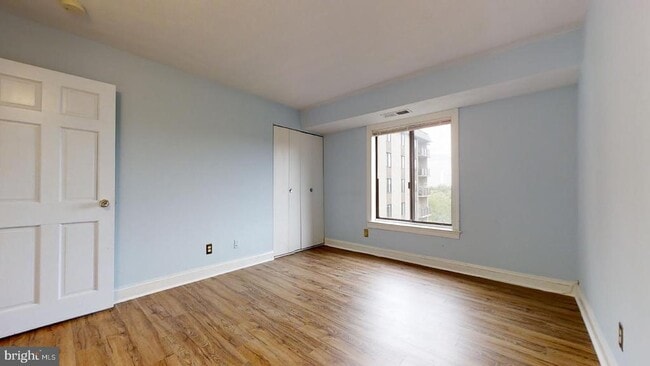 Building Photo - 3100 S Manchester St