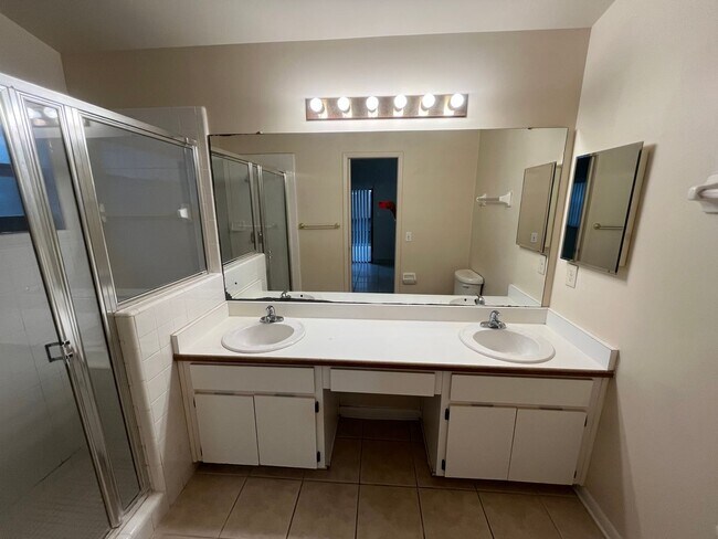 Building Photo - 10413 Cresto Delsol Cir