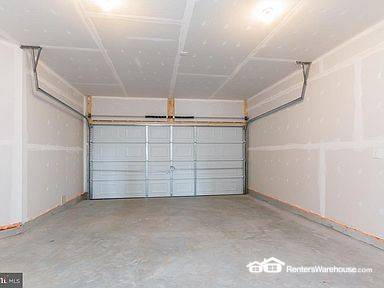 Building Photo - 1013 Tuscany Ln