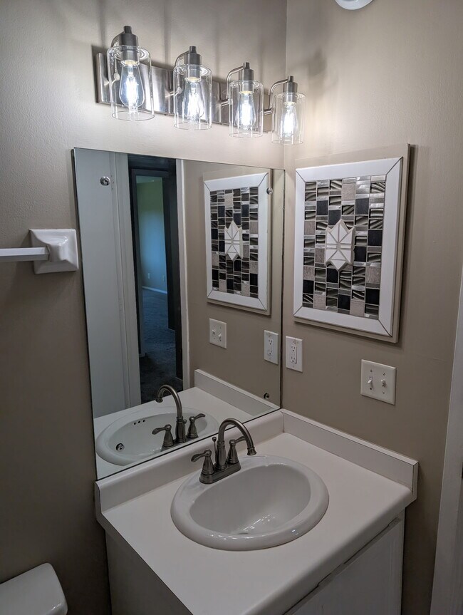 Main Bath Sink/Medicine Chest - 122 Demont Avenue East