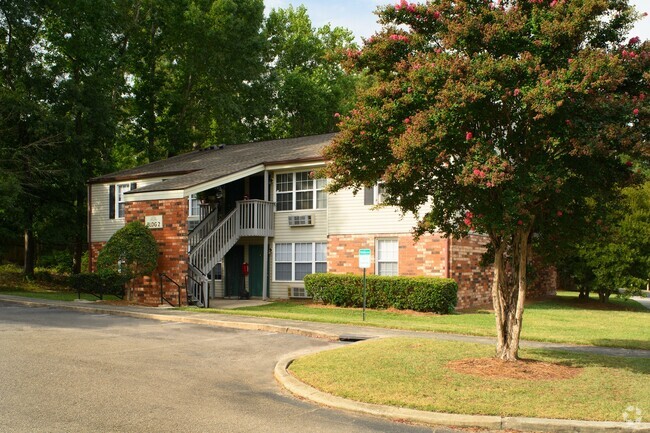 Building Photo - Gable Oaks Apartments