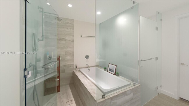 Building Photo - 2900 NE 7th Ave