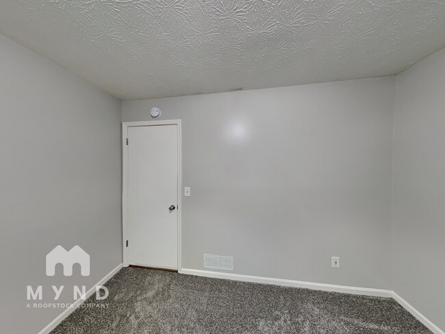 Building Photo - 1253 Blazing Ridge W SW