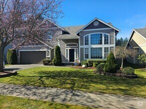 Building Photo - 4 bedroom shy 2500 sqft home in gated cmty!
