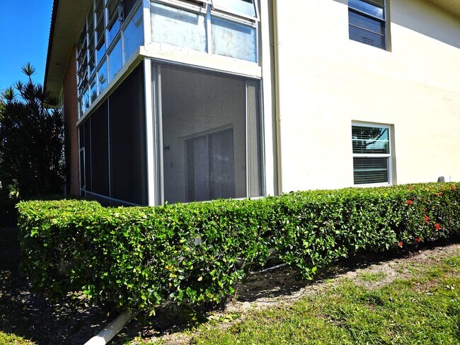 Building Photo - OOH-LA-LA ! Vero Beach Rentals. Vero Beach Rent, LLC and Property Management Company