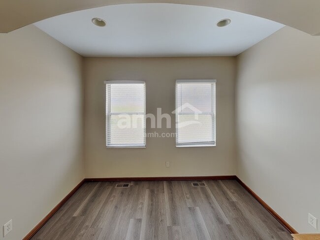 Building Photo - 160 Whittington Pl