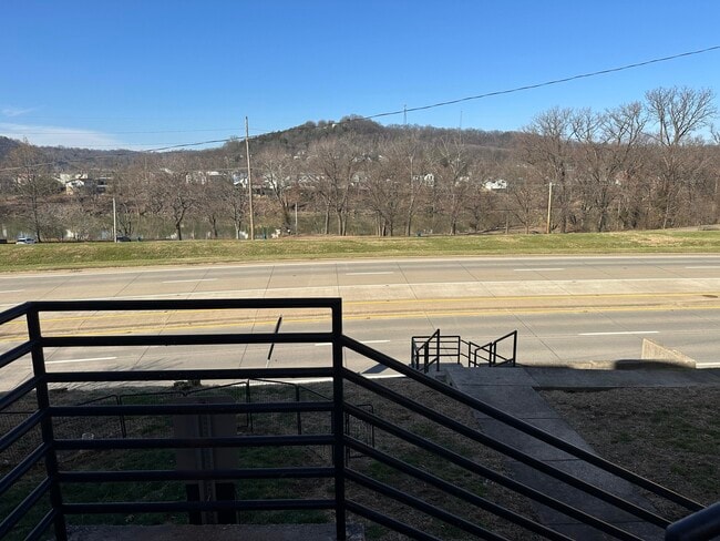 Building Photo - 703 Wilkinson Blvd