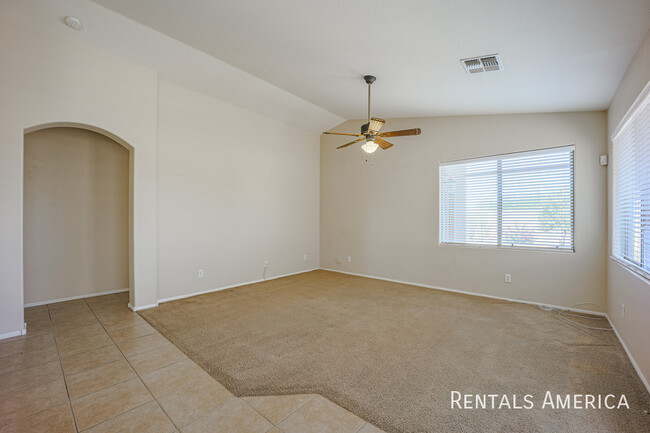 Building Photo - 28514 N Desert Hills Dr